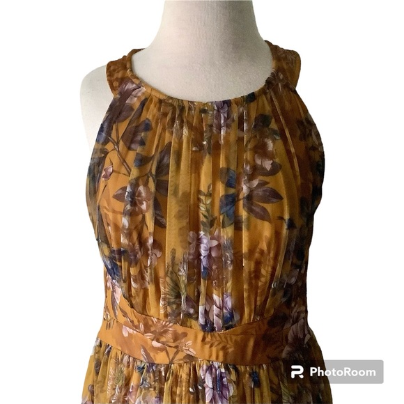 Stunning Candalite Floral Halter Style Dress - Picture 2 of 5